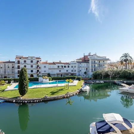Empurialola- En Con Piscina Y Jardines En Centro Y Cerca Playa -158 Apartment *